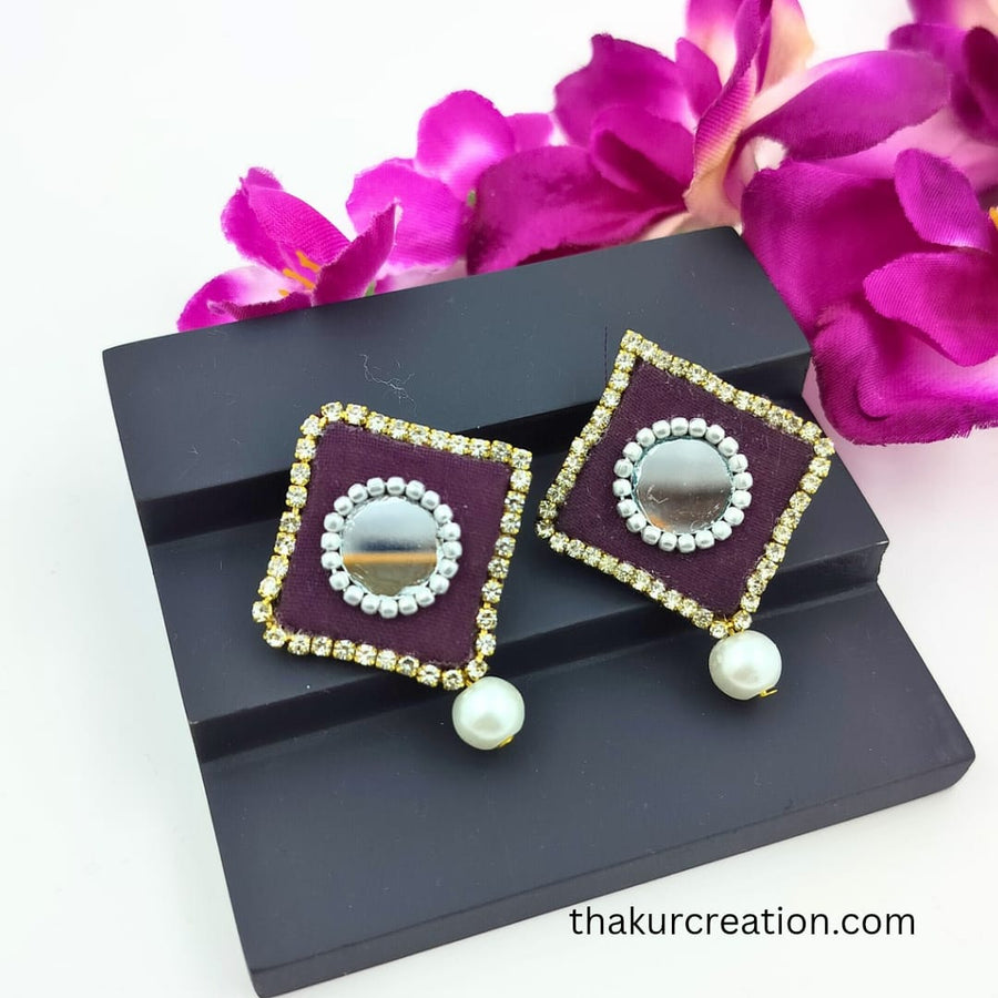Fabric mirror earing
