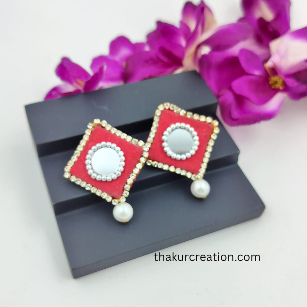 Fabric mirror earing