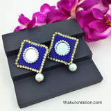 Fabric mirror earing